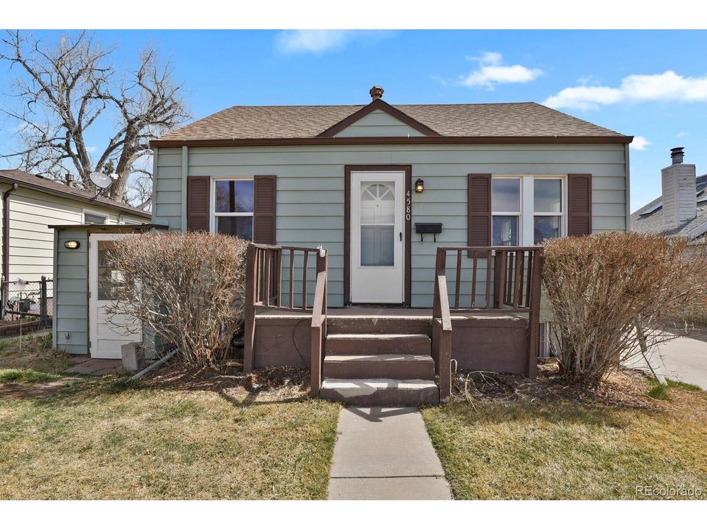 4580 S Logan St, Englewood, CO 80113