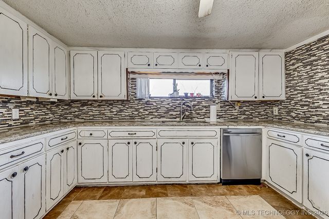 4418 Rock Creek Road S, Mcalester, OK 74501