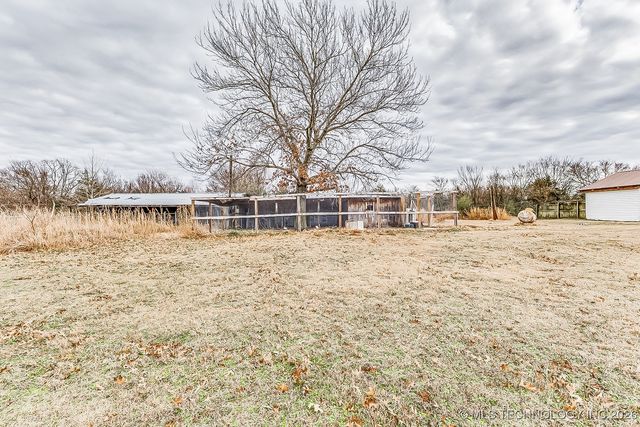 4418 Rock Creek Road S, Mcalester, OK 74501