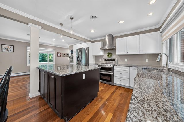 41306 Llewelyn Court, Northville, MI 48167