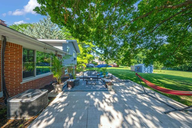 41306 Llewelyn Court, Northville, MI 48167