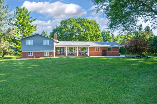 41306 Llewelyn Court, Northville, MI 48167