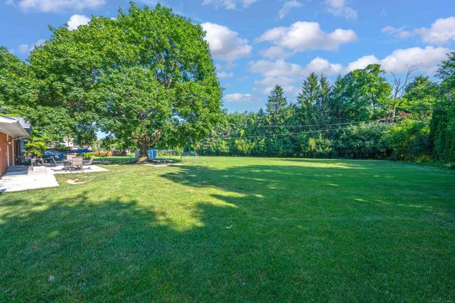 41306 Llewelyn Court, Northville, MI 48167