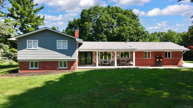 41306 Llewelyn Court, Northville, MI 48167