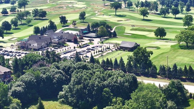 41306 Llewelyn Court, Northville, MI 48167