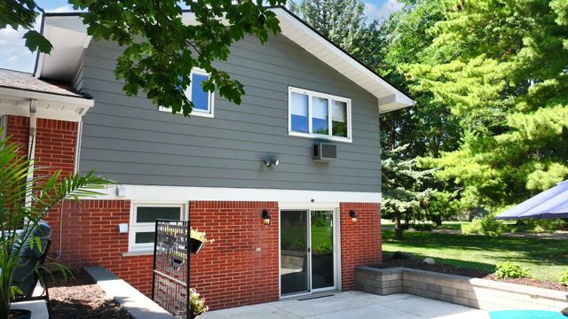 41306 Llewelyn Court, Northville, MI 48167