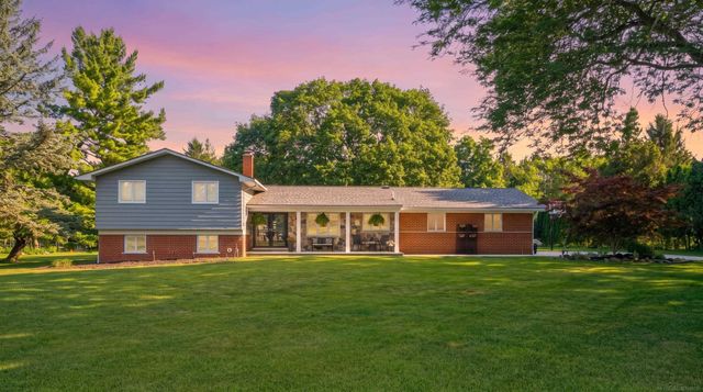 41306 Llewelyn Court, Northville, MI 48167