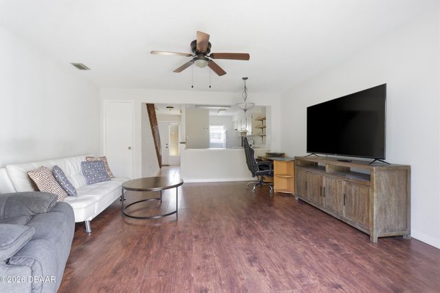 175 Yorktowne Dr Apt 21, Daytona Beach, FL 32119