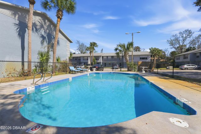 175 Yorktowne Dr Apt 21, Daytona Beach, FL 32119