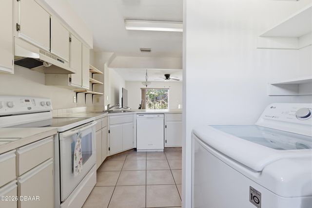 175 Yorktowne Dr Apt 21, Daytona Beach, FL 32119