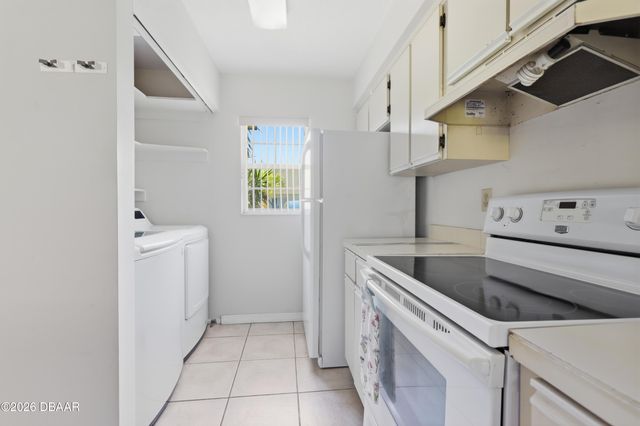 175 Yorktowne Dr Apt 21, Daytona Beach, FL 32119