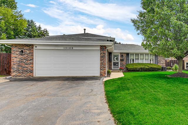 13109 Linder Avenue, Crestwood, IL 60418