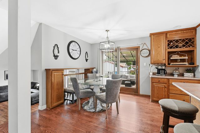 13109 Linder Avenue, Crestwood, IL 60418