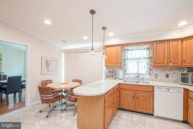 139 STURBRIDGE DR, Sicklerville, NJ 08081