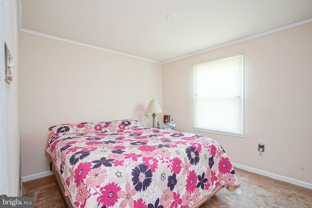 139 STURBRIDGE DR, Sicklerville, NJ 08081