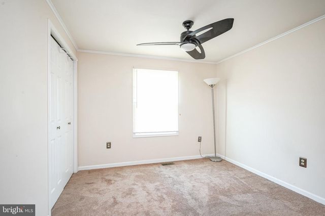 139 STURBRIDGE DR, Sicklerville, NJ 08081