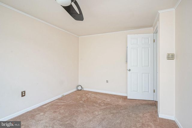 139 STURBRIDGE DR, Sicklerville, NJ 08081
