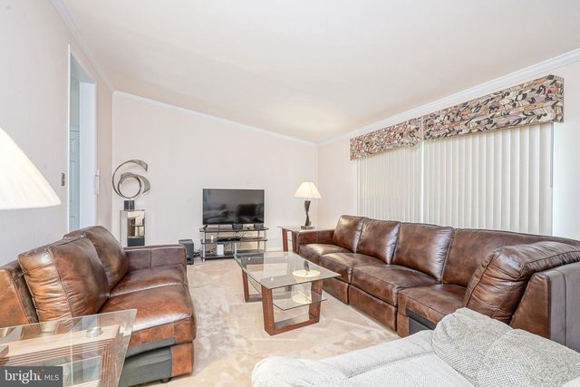 139 STURBRIDGE DR, Sicklerville, NJ 08081
