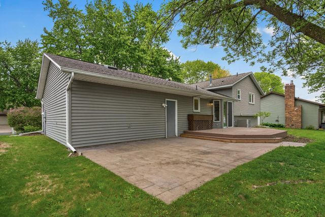 14735 91st Place N, Maple Grove, MN 55369