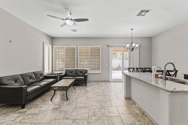 5409 W HARTFORD Avenue, Glendale, AZ 85308