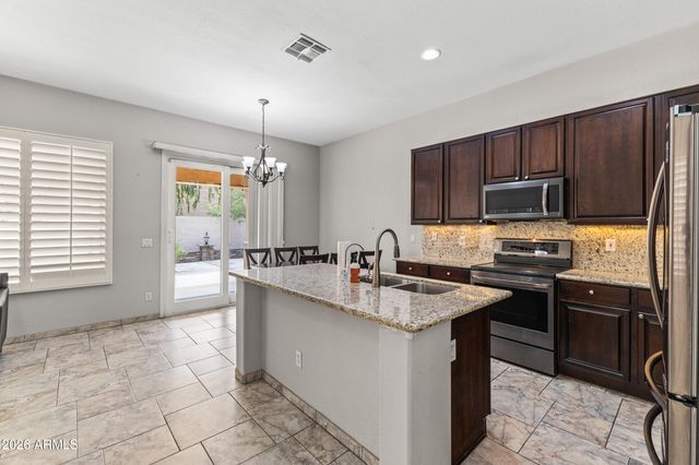 5409 W HARTFORD Avenue, Glendale, AZ 85308