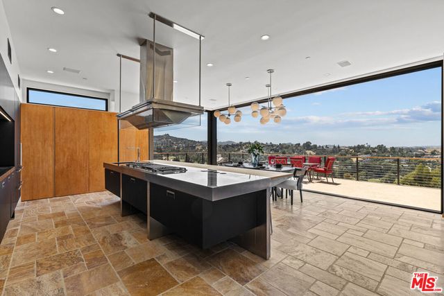 4671 Bedel Street, Woodland Hills, CA 91364