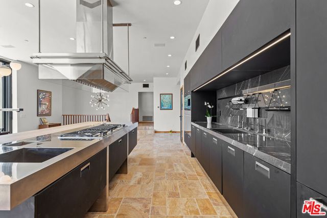 4671 Bedel Street, Woodland Hills, CA 91364