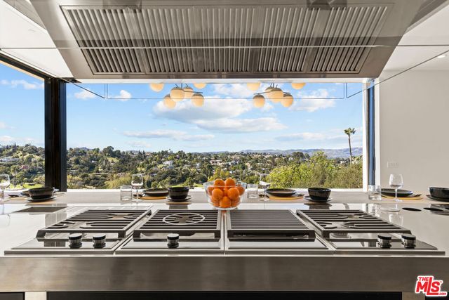 4671 Bedel Street, Woodland Hills, CA 91364