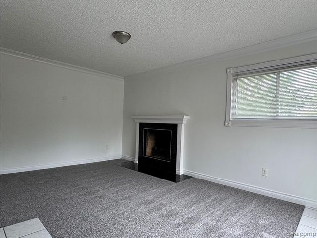 35523 Kelly Road, Clinton Township, MI 48035