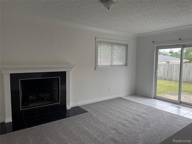 35523 Kelly Road, Clinton Township, MI 48035