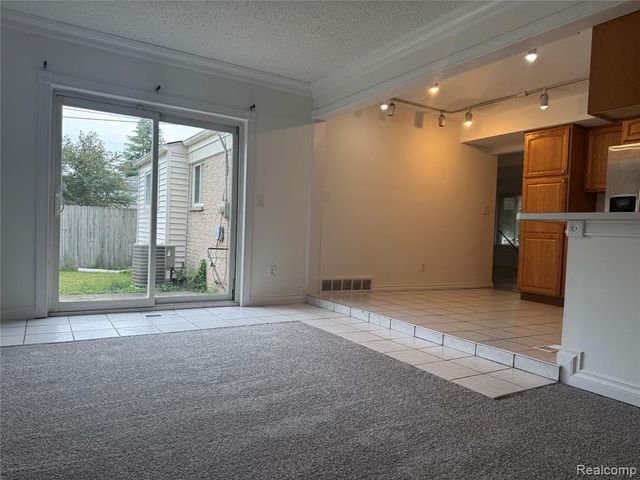 35523 Kelly Road, Clinton Township, MI 48035