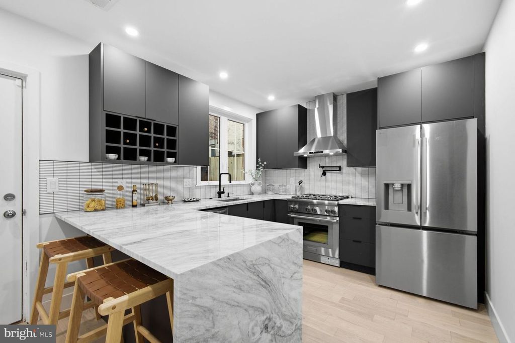 1146 N GALLOWAY ST, Philadelphia, PA 19123