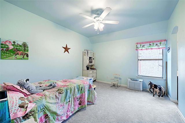 415 Breezeway Court, Cedar Hill, TX 75104