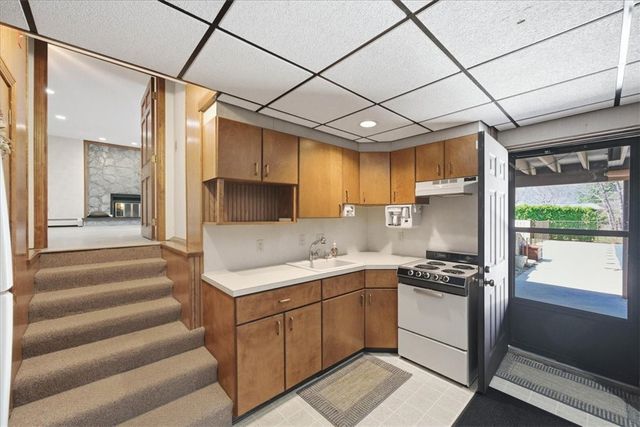 6 Christopher Drive, Johnston, RI 02919