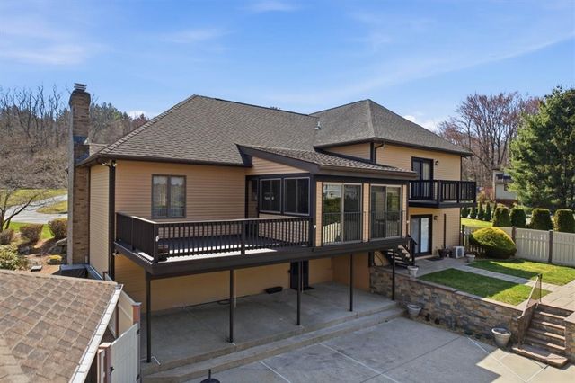 6 Christopher Drive, Johnston, RI 02919