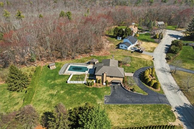 6 Christopher Drive, Johnston, RI 02919