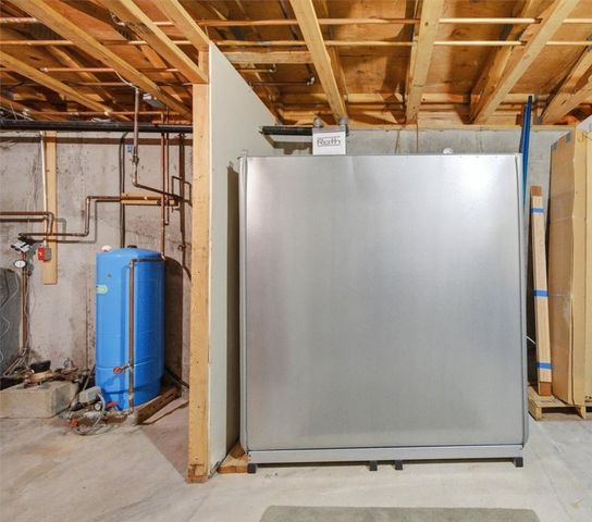 6 Christopher Drive, Johnston, RI 02919