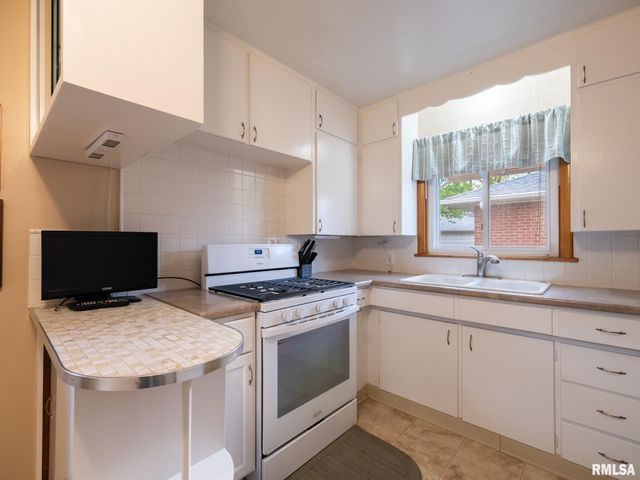 1506 ANNA Road, Pekin, IL 61554
