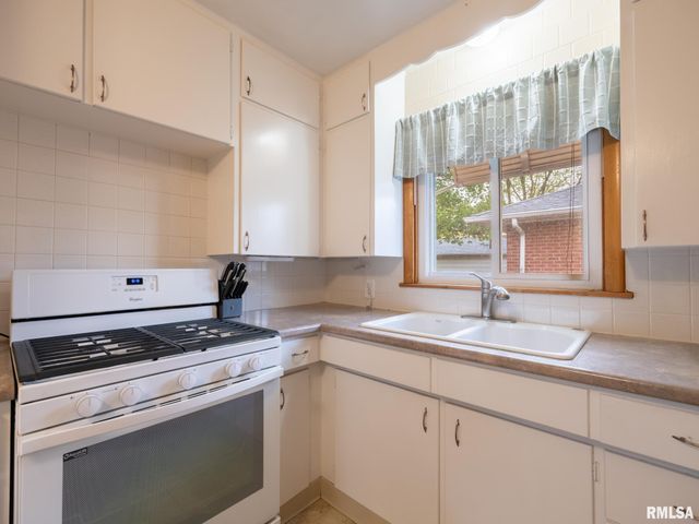 1506 ANNA Road, Pekin, IL 61554