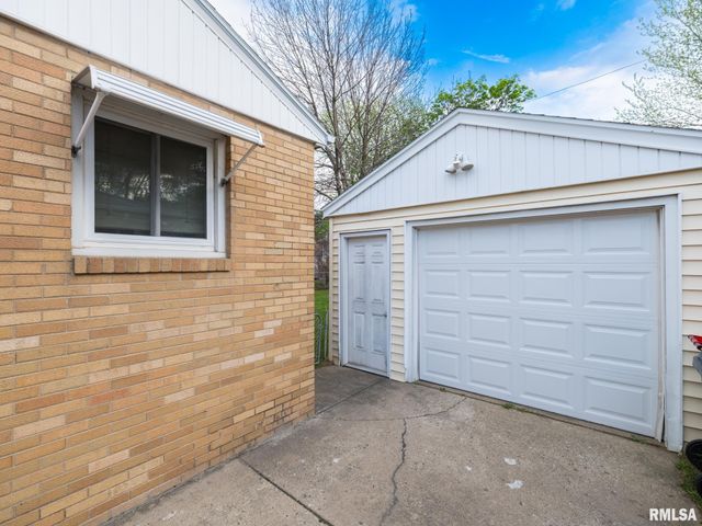 1506 ANNA Road, Pekin, IL 61554
