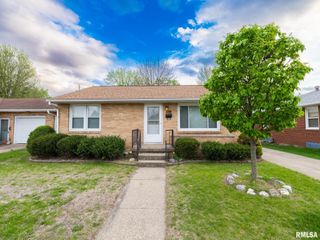 1506 ANNA Road, Pekin, IL 61554