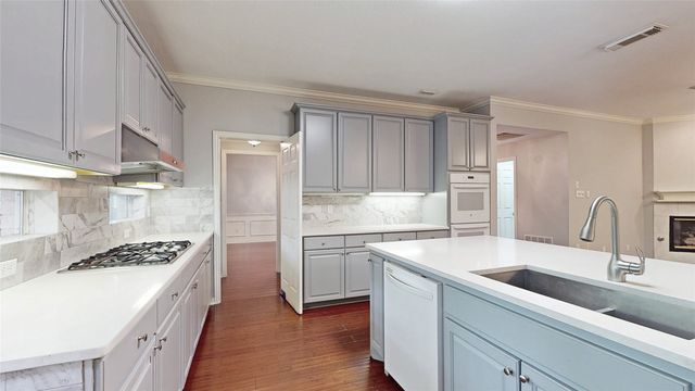 1701 Oriole Drive, Flower Mound, TX 75022