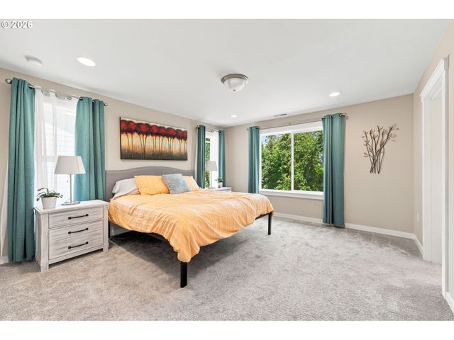 1204 N SYCAMORE St, Canby, OR 97013