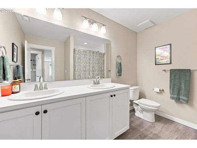 1204 N SYCAMORE St, Canby, OR 97013