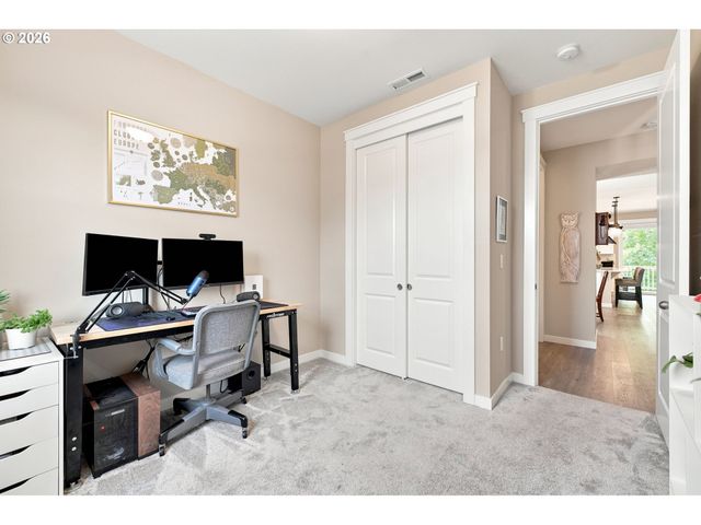 1204 N SYCAMORE St, Canby, OR 97013