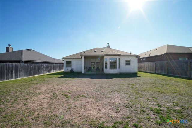 708 Holstein Drive, Belton, TX 76513