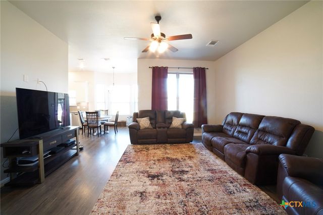 708 Holstein Drive, Belton, TX 76513