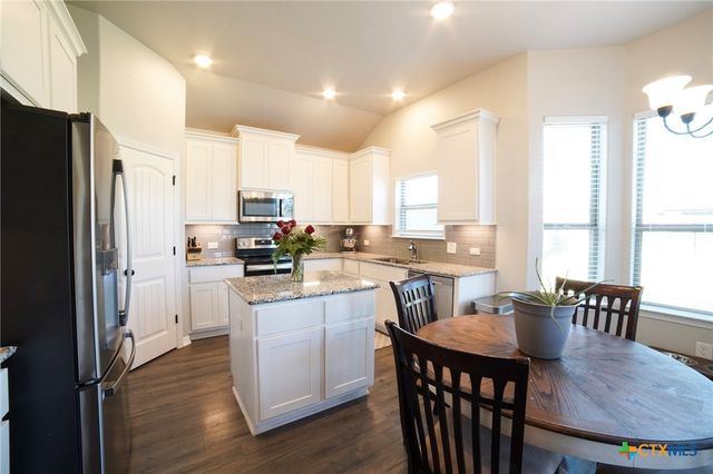 708 Holstein Drive, Belton, TX 76513