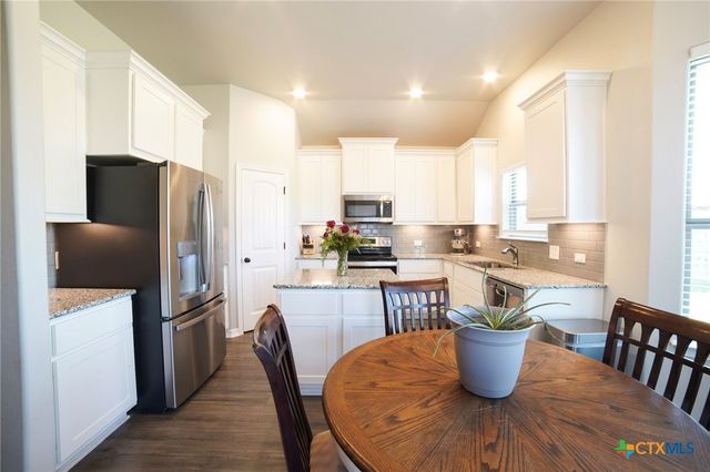 708 Holstein Drive, Belton, TX 76513