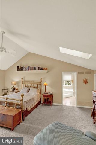 656 HOFFMAN DR, Harrisburg, PA 17111